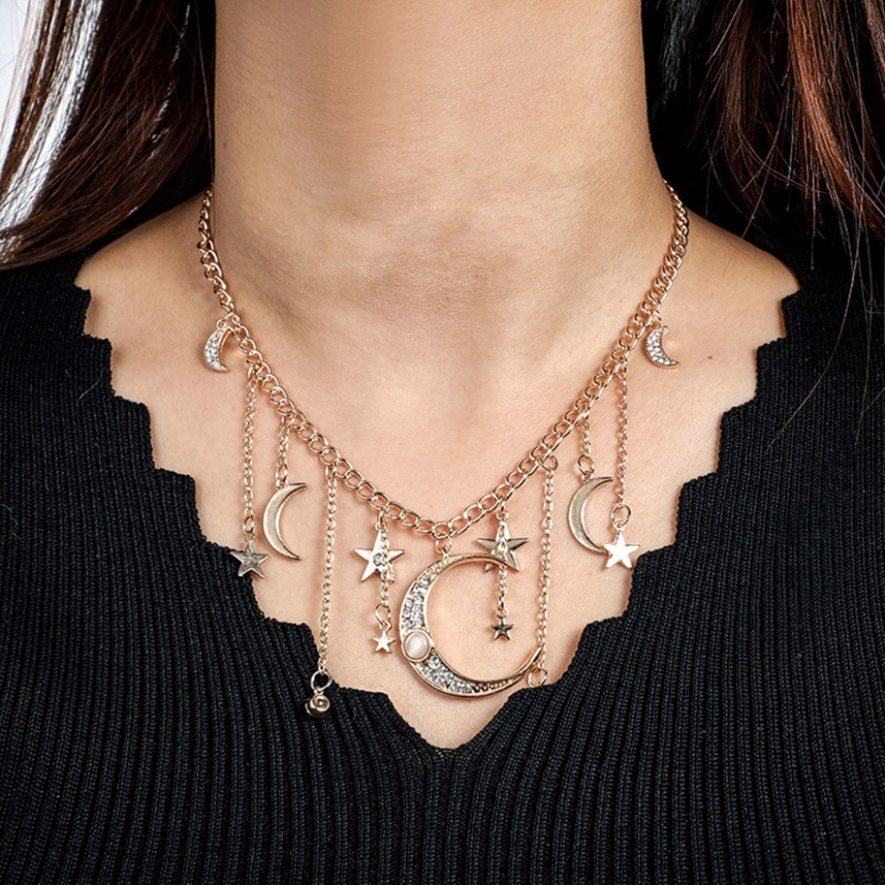 🌙NWT Moon and Stars Necklace - Picture 2 of 11